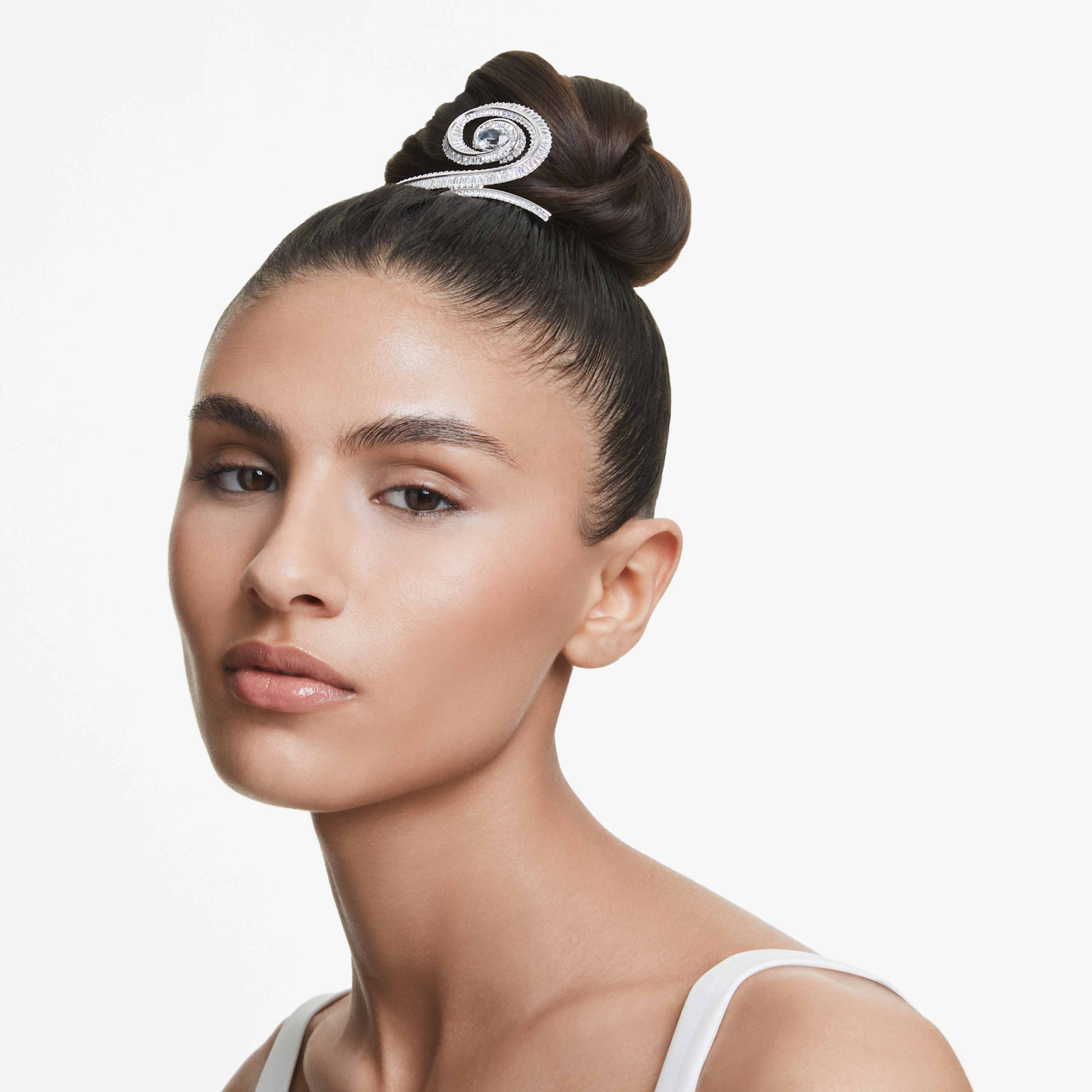 Ariana Grande x Swarovski hair clip Crystal pearl, Baguette cut, White, Rhodium plated - Image 5