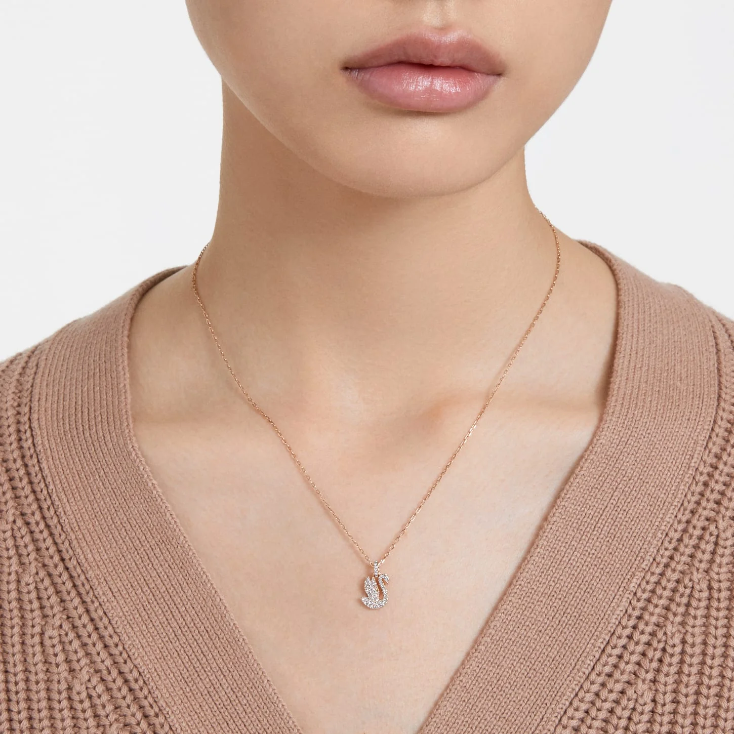 Iconic Swan pendant Swan, Small, White, Rose gold-tone plated - Image 5