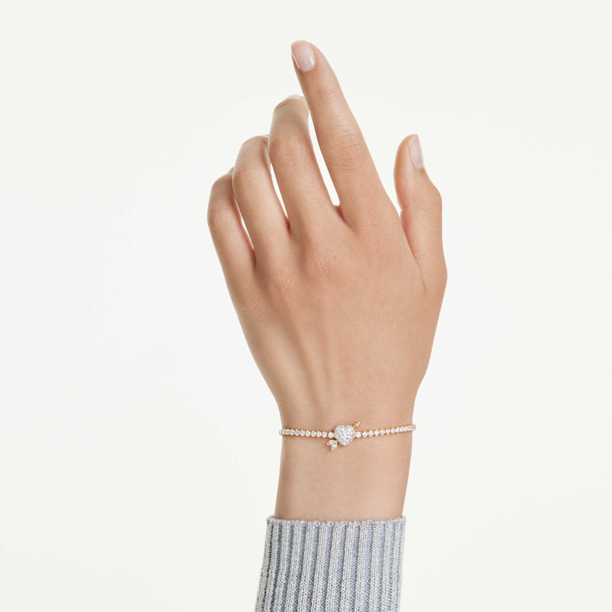 Idyllia bracelet Mixed cuts, Heart with arrow, White, Gold-tone plated - Image 6