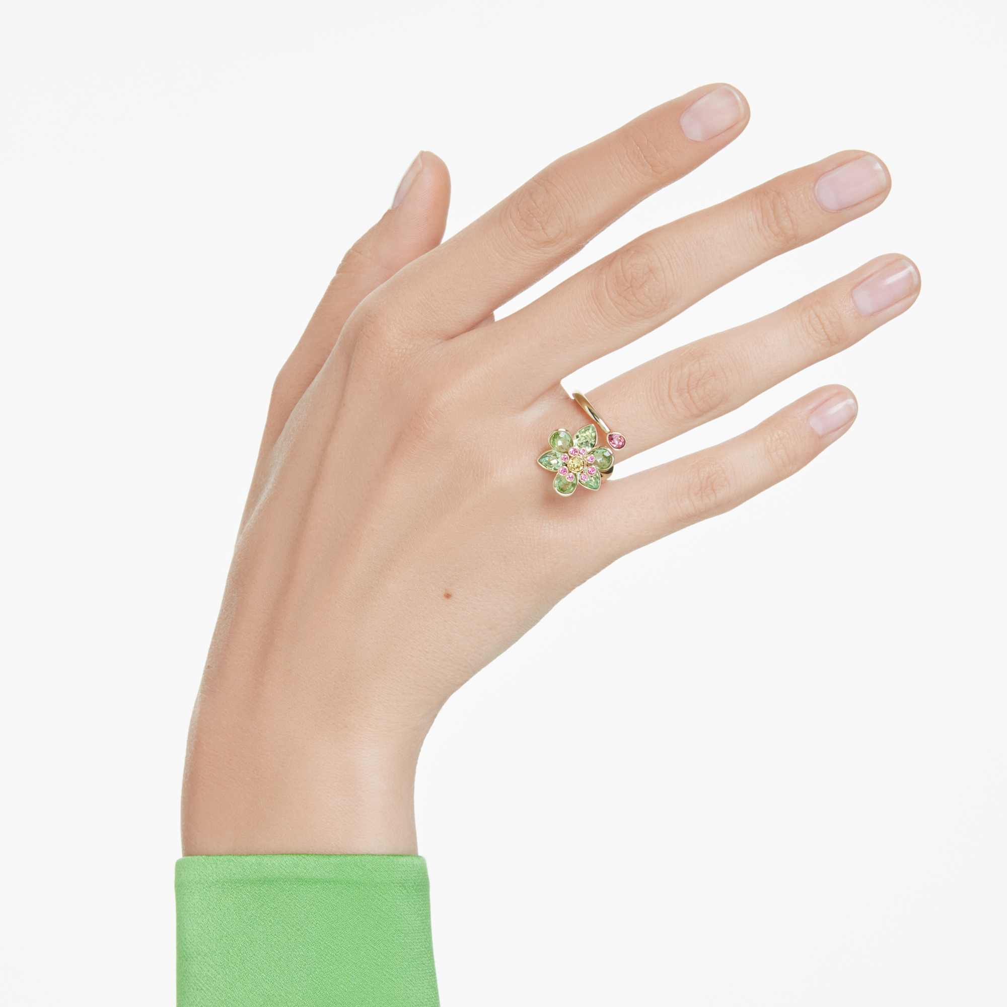 Idyllia open ring Mixed cuts, Flower, Green, Gold-tone plated - Image 5