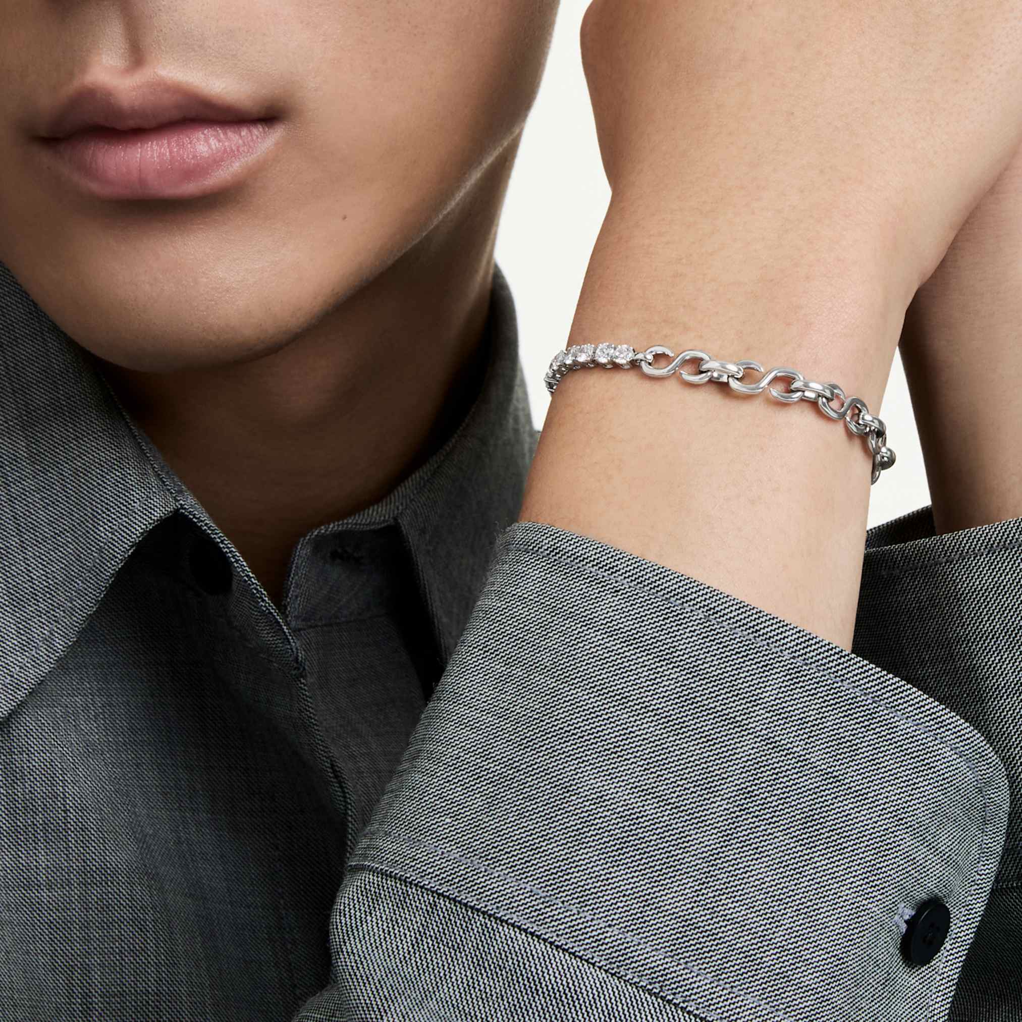Matrix bracelet Round cut, White, Rhodium plated - Image 6