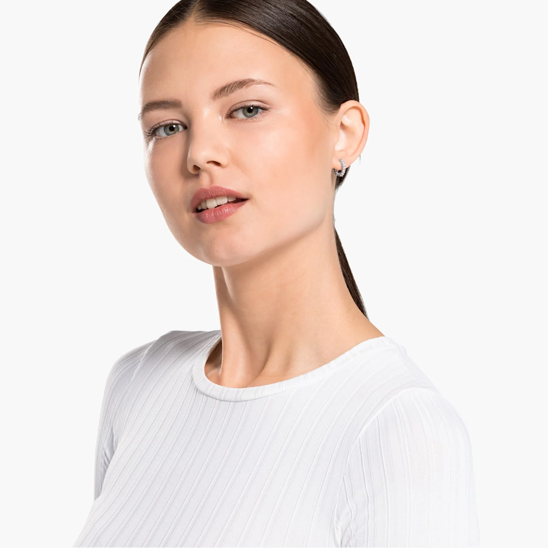 Matrix Vittore hoop earrings Round cut, White, Rhodium plated - Image 4