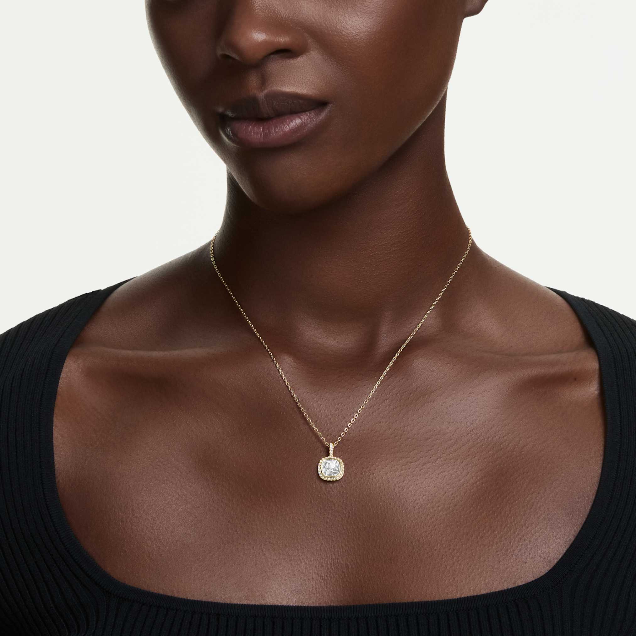 Una Angelic pendant Cushion cut, White, 18K gold finish - Image 6