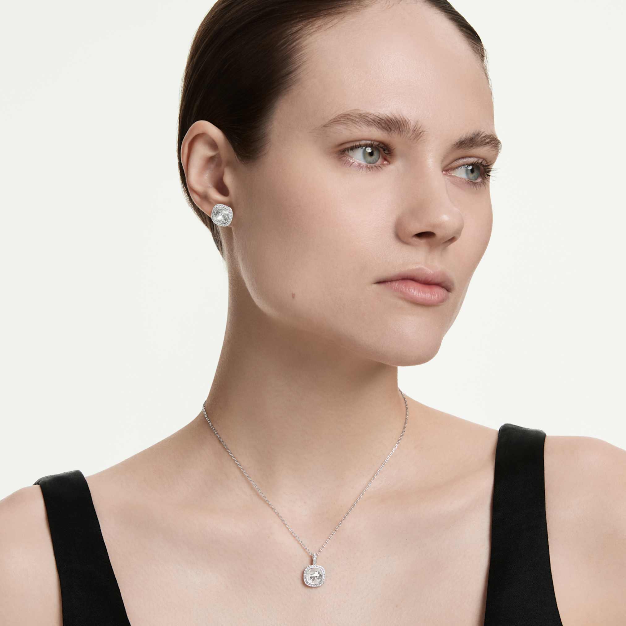 Una Angelic set Cushion cut, White, Rhodium plated - Image 7